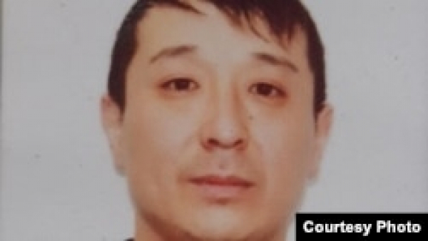 Кантар: в Семее начался суд над двумя полицейскими по делу о гибели задержанного Жандоса Жотабаева. Их обвиняют в пытках