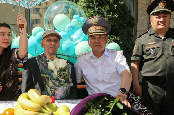 Ветераны в Кыргызстане получат по 200 тысяч сомов