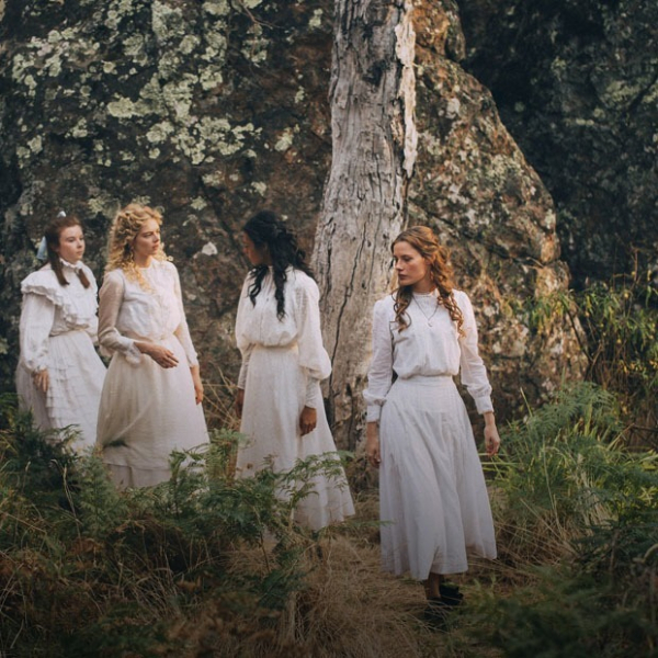 Netflix, Ivi, Кинопоиск: Где устроить сериальный марафон