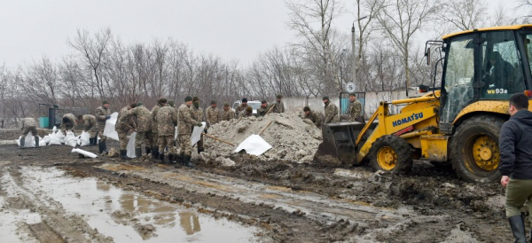 &quot;Большая вода подойдет к селу через три дня&quot;: срочно эвакуируют жителей одного из поселков в СКО