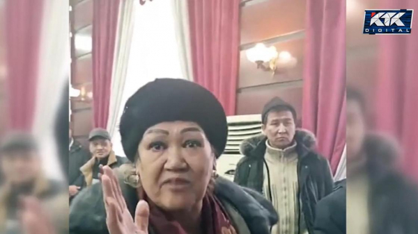 Жители Кентау устроили скандал в акимате после новости о повышении тарифов (видео)