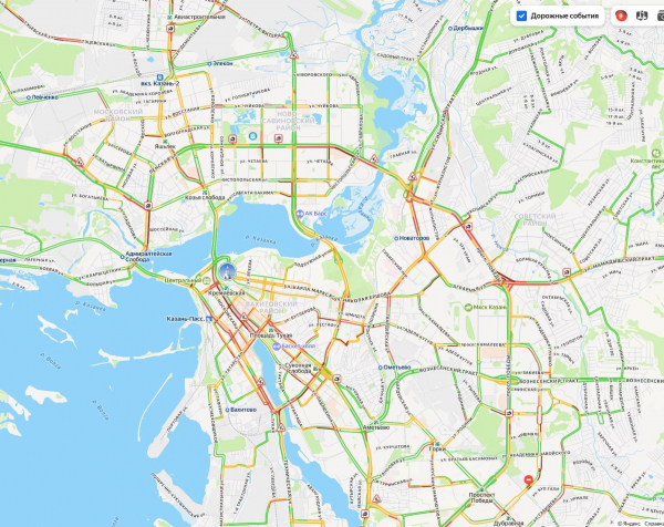 Казань встала в 9-балльных пробках