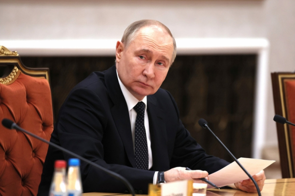 Запад просчитался: Путин отправил 13 тысяч военных туда, где их никто не жал