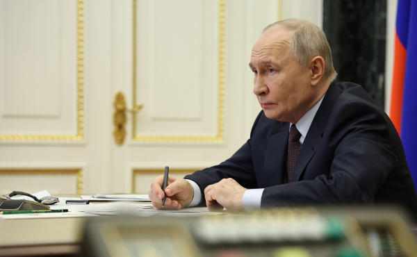 &laquo;Власть&nbsp;&ndash; это тяжелое бремя&raquo;: Путин процитировал Солженицына на&nbsp;Совете законодателей