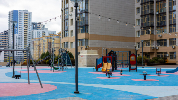 Увидел голову ребенка: мужчина нашел в парке чемоданы с телами детей 05/03/2026 &ndash; Новости