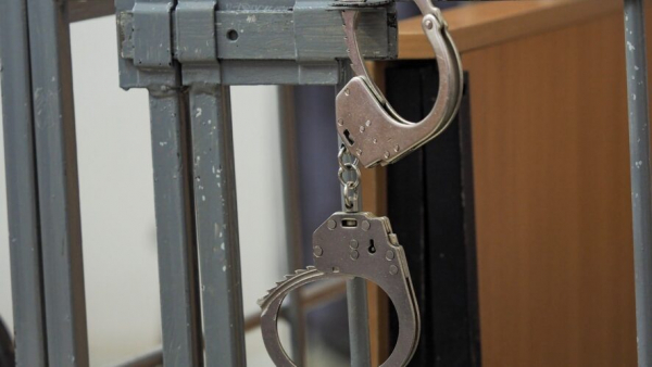 Тело нашли в нежилой квартире: мужчину подозревают в убийстве подростка из-за конфликта 21/01/2026 &ndash; Новости