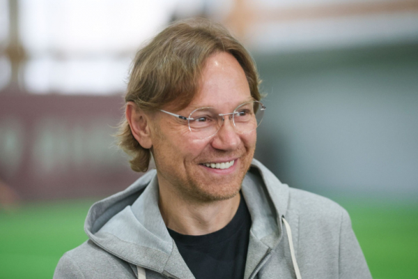 Бубнов предложил Карпину уехать в Эстонию