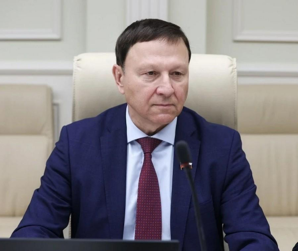 Сенатор Александр Ролик: новый закон защитит граждан от кредитных мошенников