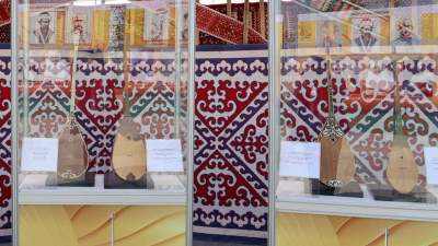 Кошанов прокомментировал заявление о том, что домбра является харамом
