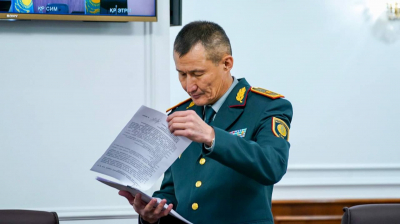 Какие проблемы оставил после себя экс-глава МЧС Юрий Ильин: Шарипханов уклонился от ответа