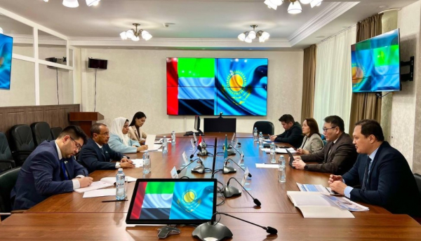 Казахстан и ОАЭ нацелены на увеличение экспорта несырьевых товаров