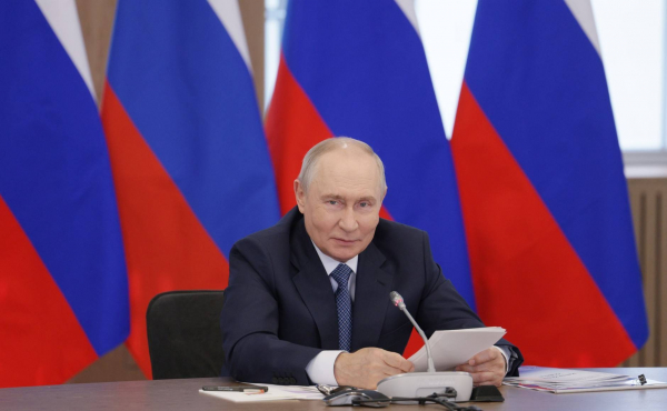 &laquo;Наше общее достояние и богатство страны&raquo;: Путин поздравил с Днем языков народов России