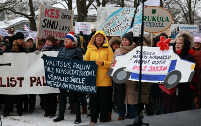 Протест на зарплатную тему