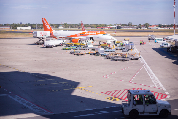 Кривоносов: погодные сбои не отменяют воду и питание для пассажиров