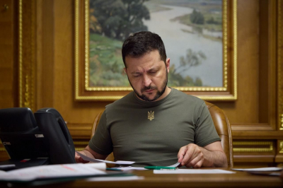 Зеленский: Киев не боится предупреждений Ирана о вмешательстве в конфликт