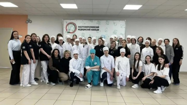 Школьники Челнов соревновались в медицине и фармацевтике на чемпионате