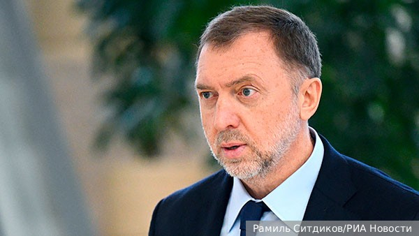 Средняя цена бензина в США достигла 4 долларов за галлон