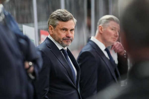 Соцсети: Квартальнова уволили прямо по&nbsp;ходу серии с&nbsp;&laquo;Ак&nbsp;Барсом&raquo;