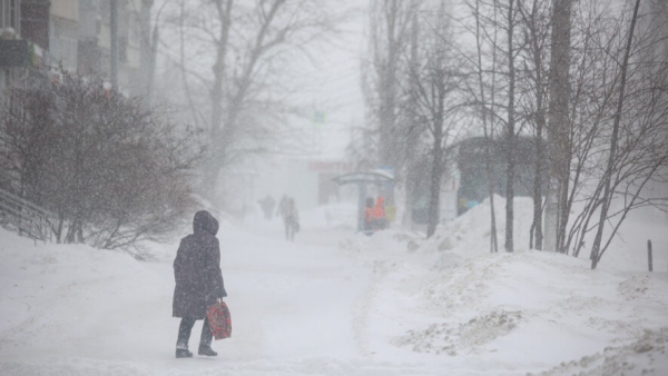 Видимость &mdash; ноль, заносы и гололед: татарстанцев просят пересесть на общественный транспорт 16/02/2026 &ndash; Новости