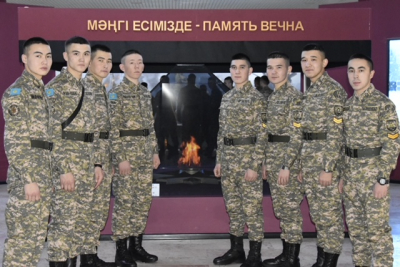 Кадеты Минобороны посетили военно-исторический музей