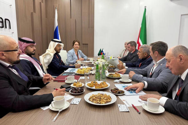 Рустам Минниханов пригласил главу девелоперской компании Саудовской Аравии на KazanForum-2026