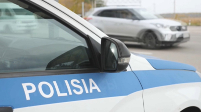 Автомобили с зарубежными номерами проверяют полицейские в СКО