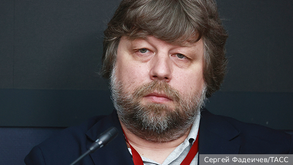 Турция приостановила транзит через Дарданеллы из-за севшего на мель танкера