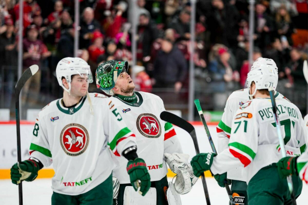 Кризис концентрации, ожидание плей-офф или плохая атмосфера: что ломает игру &laquo;Ак Барса&raquo;