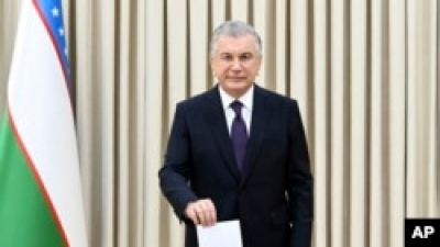 Президенты Казахстана и Кыргызстана поздравили Мирзиёева с «успешным референдумом»