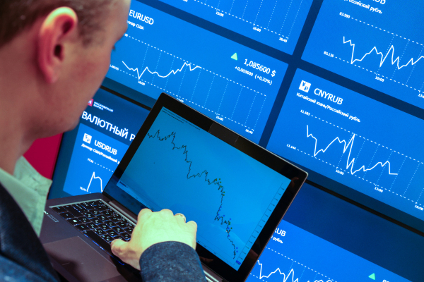 FT: За&nbsp;15 минут до&nbsp;заявления Трампа об&nbsp;Иране трейдеры заключили сделки с&nbsp;нефтью на&nbsp;$580 миллионов