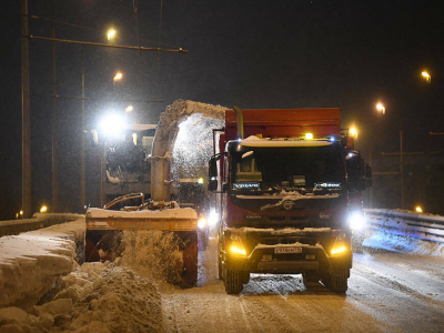Ночью ликвидировать последствия снегопада на улицы Казани выйдут 666 машин