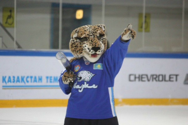 На волне скандалов