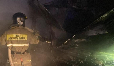 «Гелендваген» взорвался во дворе дома в Караганде