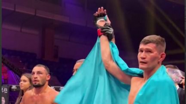 Георгий Кичигин стал новым чемпионом лиги OCTAGON в полусреднем весе