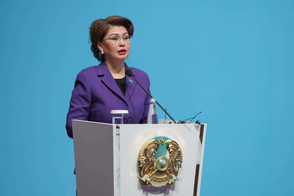 Балаева запустила нацкампанию ко Дню защиты детей: помощь семьям и программа «Дети Казахстана»