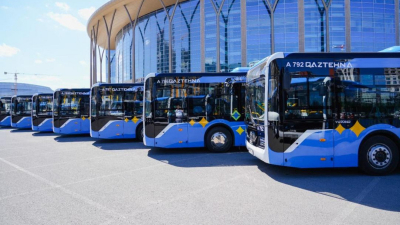 Более 300 новых автобусов поставят в Астану в этом году
