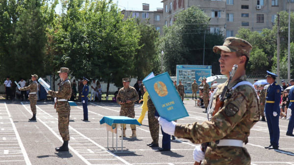 В Шымкентском гарнизоне новобранцы приняли присягу на верность Родине
