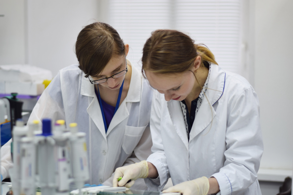 Россия и Индонезия создадут лекарства из редких тропических растений