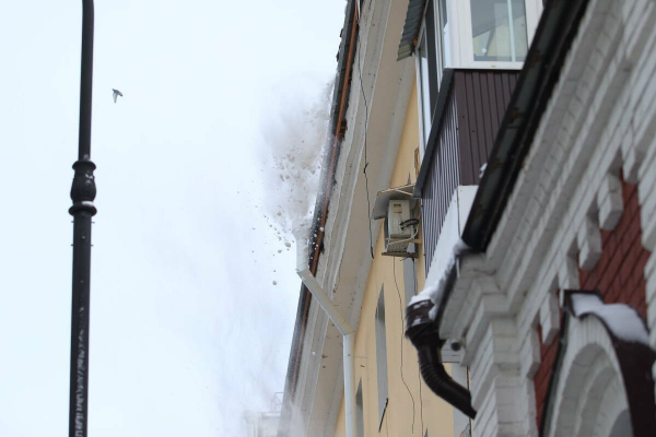 Жителей Татарстана предупредили о возможном сходе снега из-за потепления